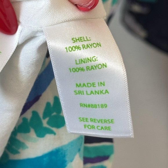 Lilly Pulitzer Nevie Off Shoulder Dress in Alotta Colada Pineapple Size XS - Picture 7 of 8